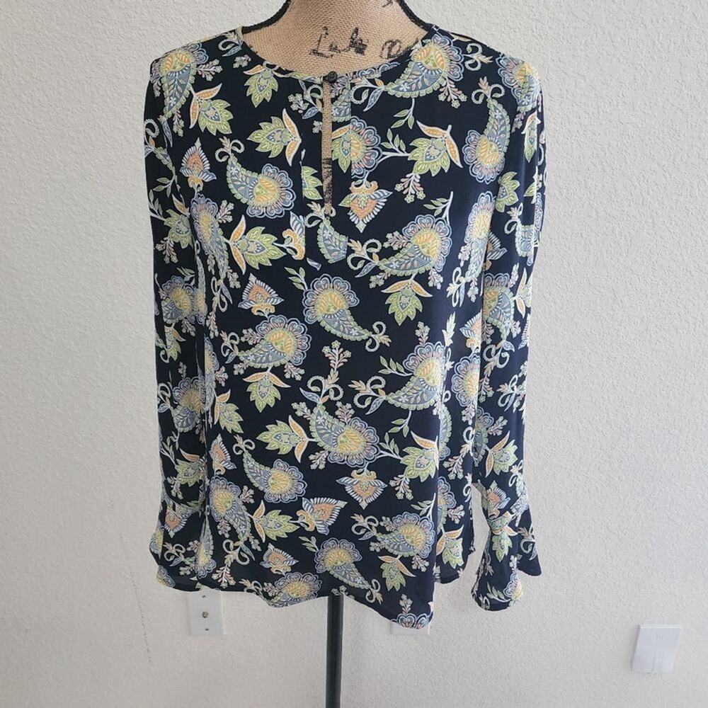 LOFT floral paisley bell sleeve blouse size XS‎